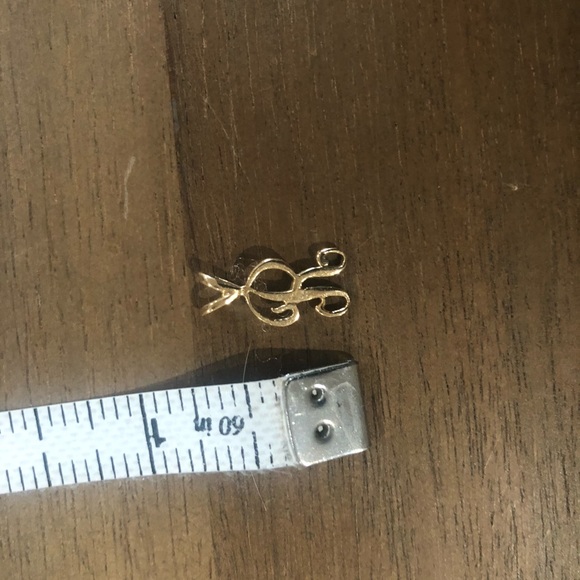 14kt initial R charm - Picture 2 of 6